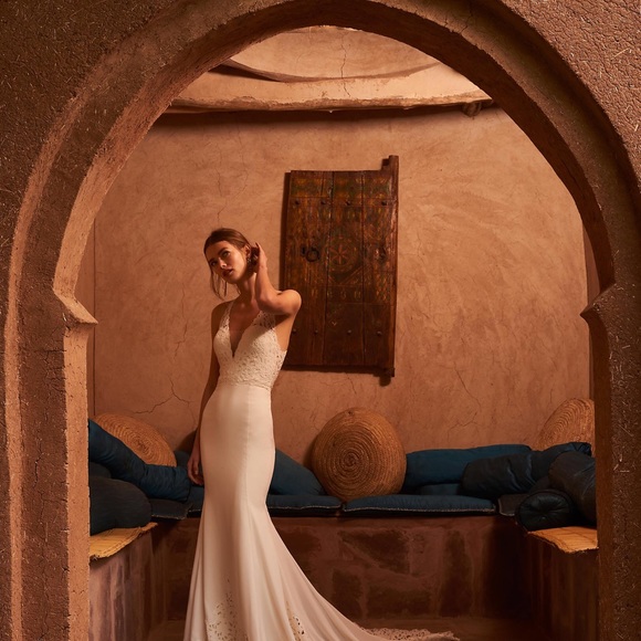 NWT Cruz wedding gown, Willowby by Watters, SZ4 - Picture 7 of 11